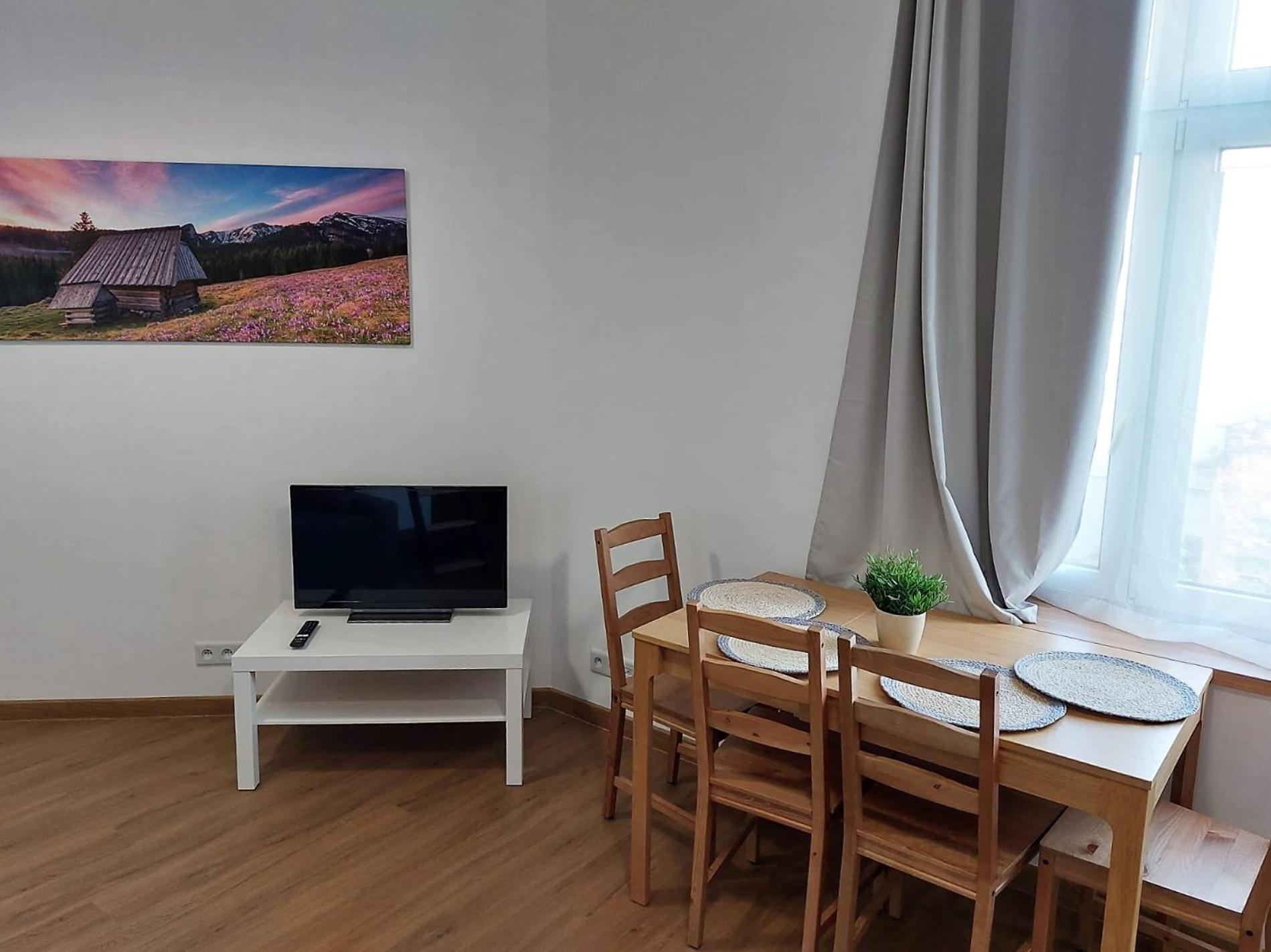Old Town Stage Apartment One Krasków Εξωτερικό φωτογραφία